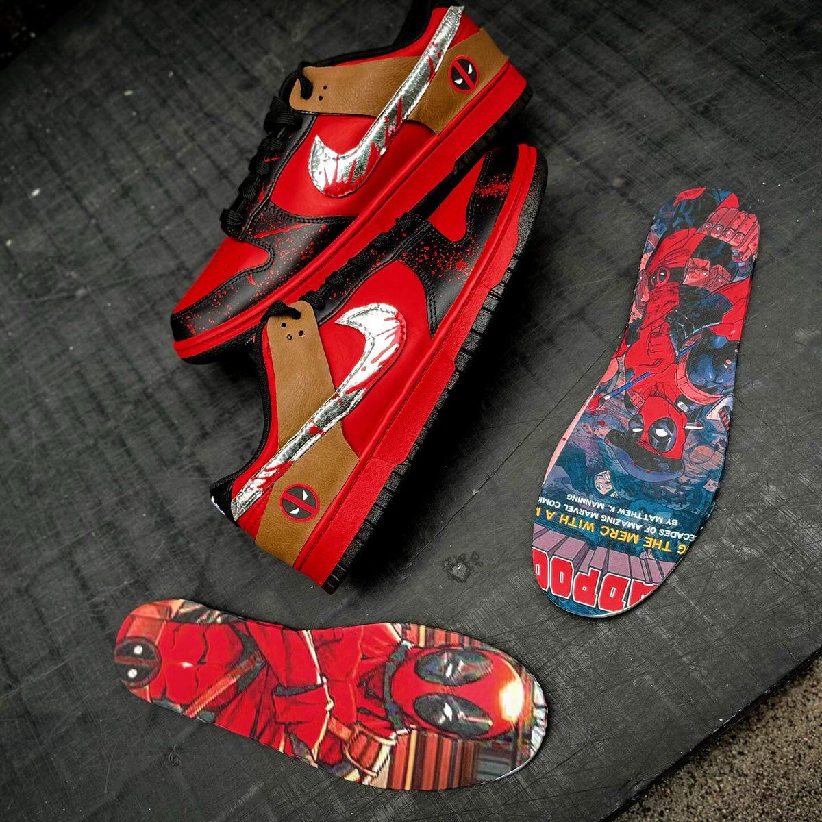 marvel nike dunks