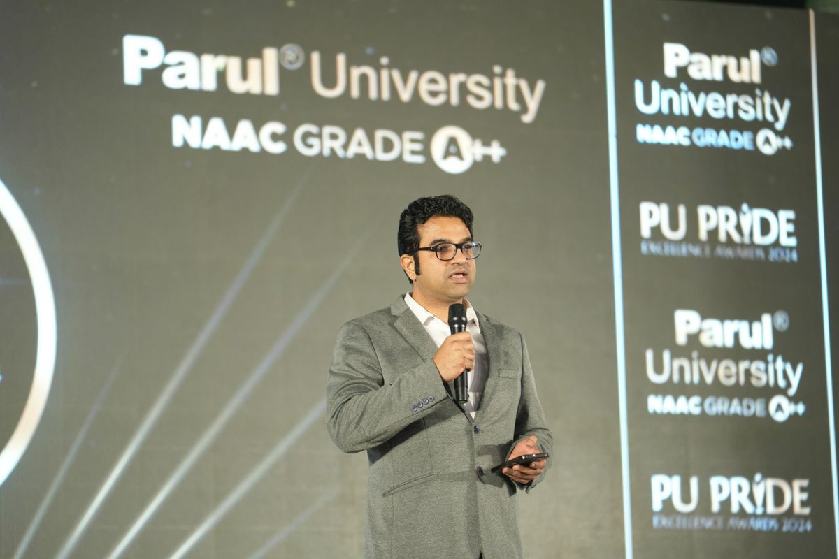 drdevanshupatel's tweet photo. Yesterday at @ParulUniversity , we celebrated the incredible achievements of our Deans, Directors, HODs, and teams shaping our academic community. A big thank you to all! Special shoutout to Kishor Kaka for the laughs! Here’s to more success! #ParulUniversity #Gratitude https://t.co/5oahl4Tc8V