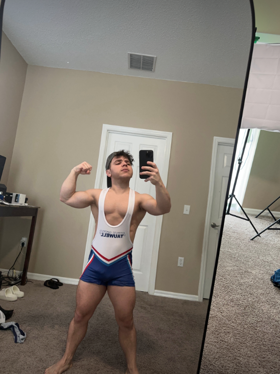 RIPSTAN88's tweet image. reply 'yes' if u noticed it