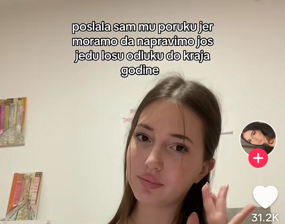 rosie tweet media