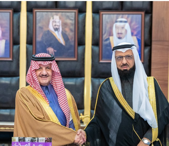 saedaddus's tweet photo. اشكر صاحب السمو الملكي امير المنطقة الشرقية على تكرمه لي اليوم لقاء مبادرة مكتبنا بالاعمال القانونية لجمعيات خدمة المجتمع. https://t.co/Bsfrc2JVoK
