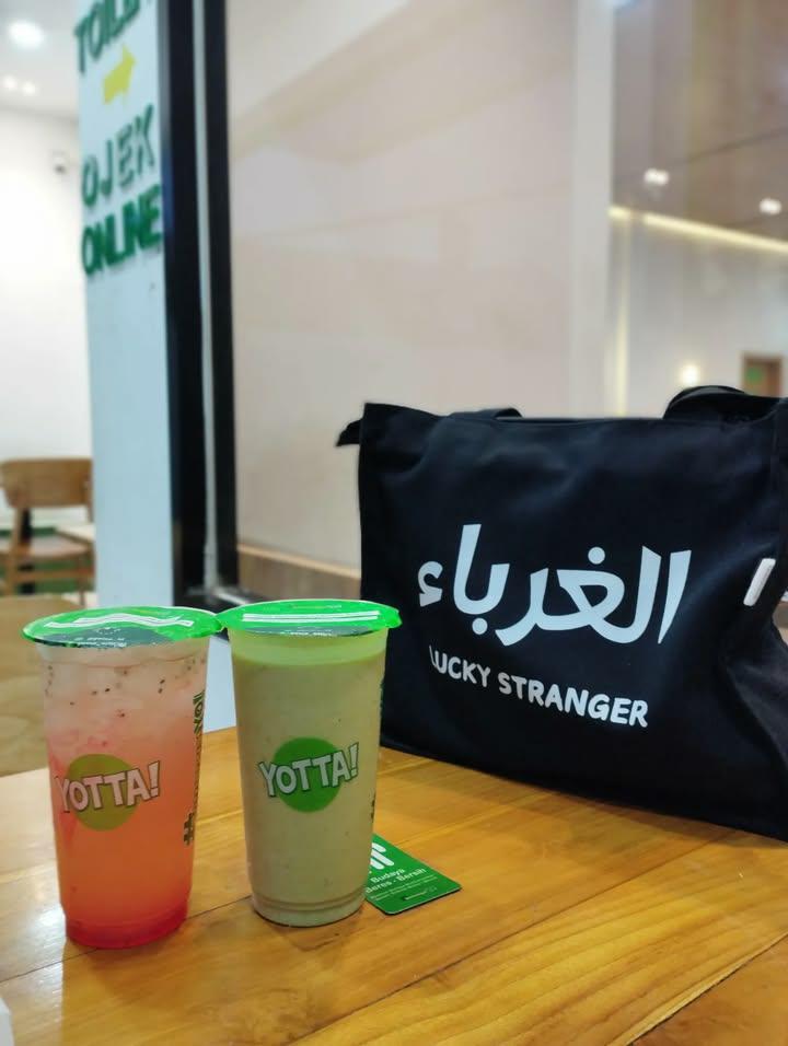 Tidak pernah merasa lebih baik dari orang lain, hanya saja sedang berusaha menjadi lebih baik dari 'Masa Lalu'