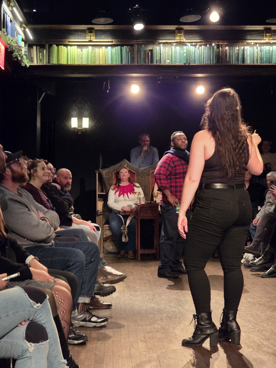 celtus's tweet image. A fun way to spend Christmas Eve with my friend and #DrunkenShakespeare We got The Scottish Play #Macbeth. We even got to take part.  Such a fun way to spend Christmas in #NYC I hope they bring this to England.