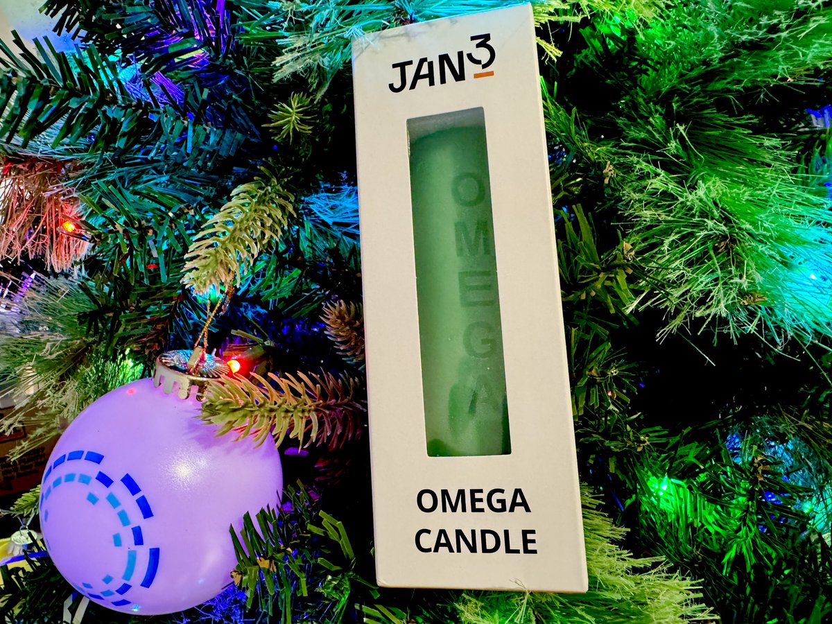 Excellion's tweet image. Merry Christmas Bitcoiners! Wishing all of you the very best. 🎄🎅🏻