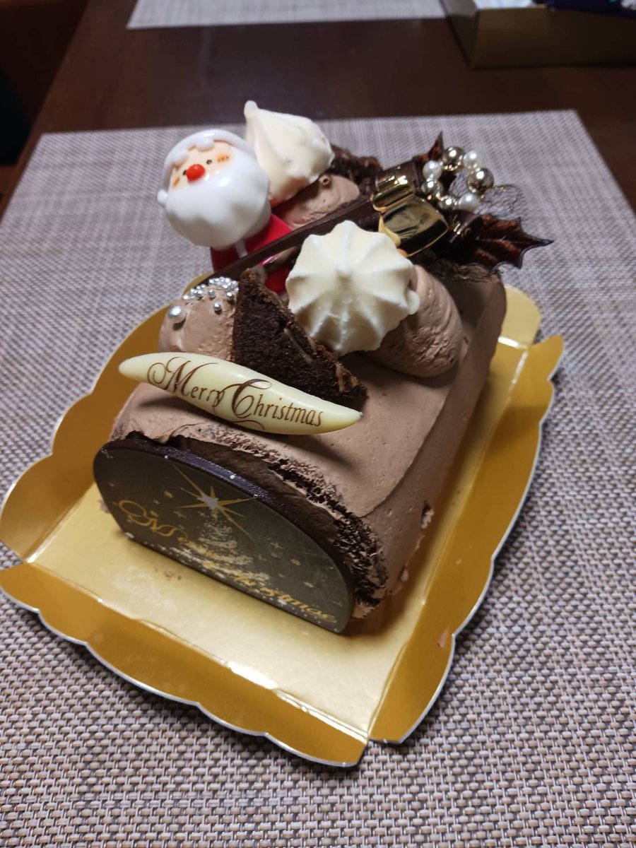 ICHIMANのクリスマス🍰ケーキ！
美味でした‼︎
1日遅れのMerry Xmas🎄
#ケーキ
#クリスマス
#ICHIMAN