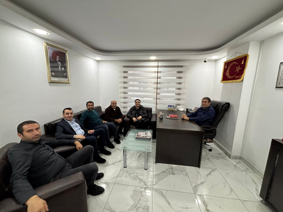 serkankaya_29's tweet image. 📌Yakın zamanda kurulacak olan “Gümüşhaneli Mali Müşavriler ve Yeminli Mali Müşavirler Derneği” nin kurucu Başkanı ŞİDEF’den yol arkadaşım Hıdır Daştan’a ve Arzu Hacıoğlu’na

📌Gümüşhane Kelkit’imizin değeri kıymetli kardeşim Mücahit Çevik’e

nazik ziyaretleri için teşekkür…