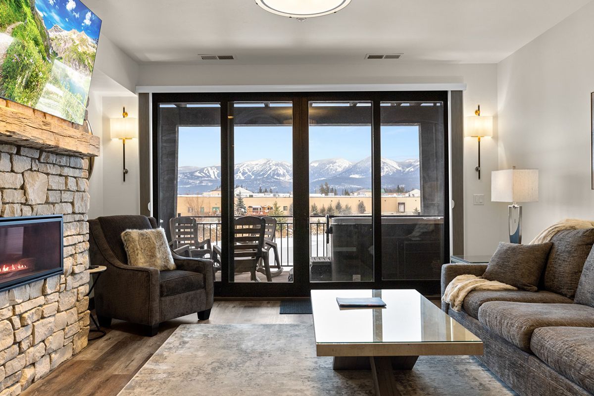 PureWestRE's tweet photo. #Luxurycondo approved for #shorttermrentals. Sold turnkey!

311 Akers Lane E, #WhitefishMT

2 Beds / 3 Baths / 1,489 Sq Ft
MLS# 30037993 / $1,100,000

Contact Bethany Johnson 406.607.0871

https://t.co/PgrnFyW7Ut

#PureWest #Christies #Residential #RealEstate #Montana https://t.co/0BCqOeE2ON