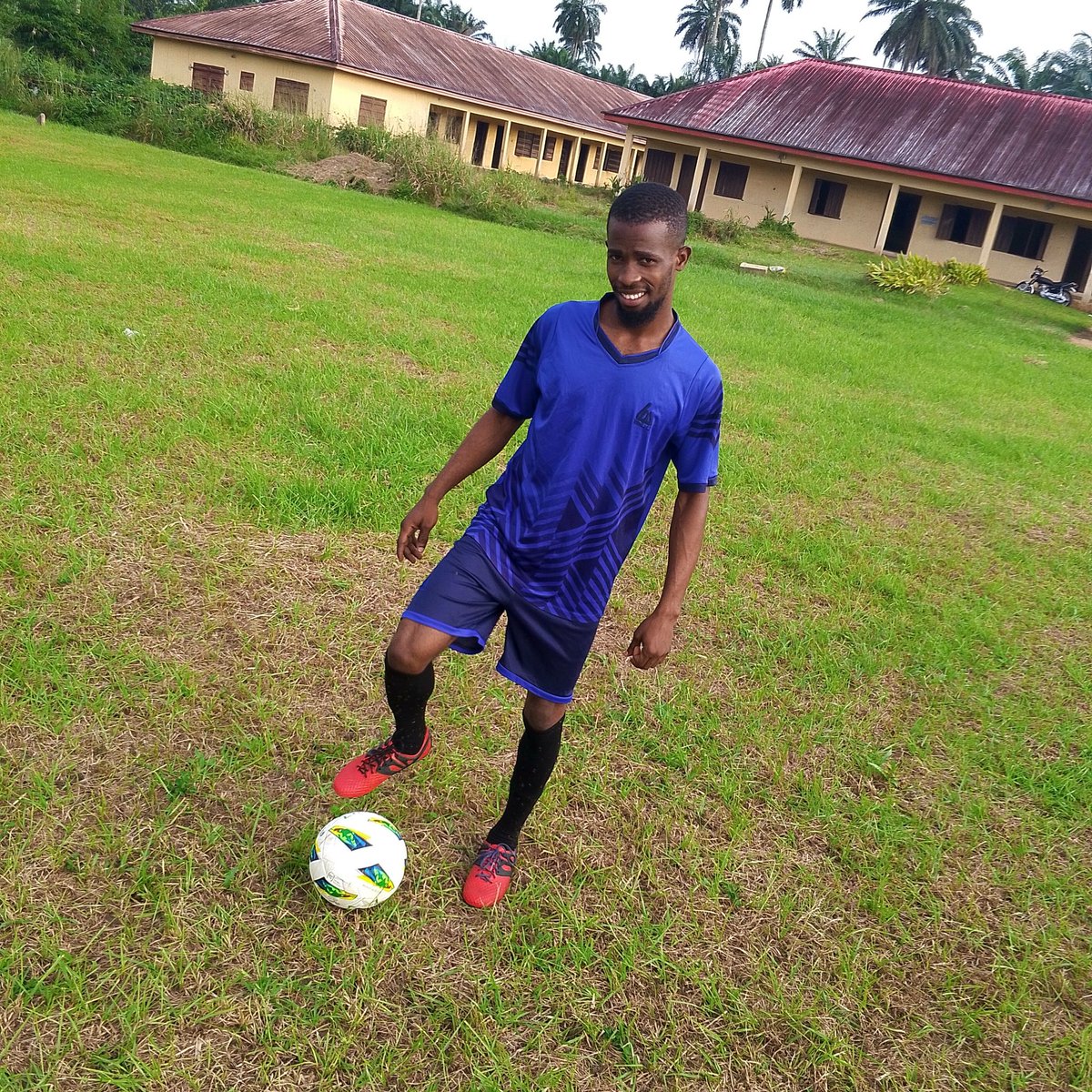 I Love you 

I love to play in a professional class