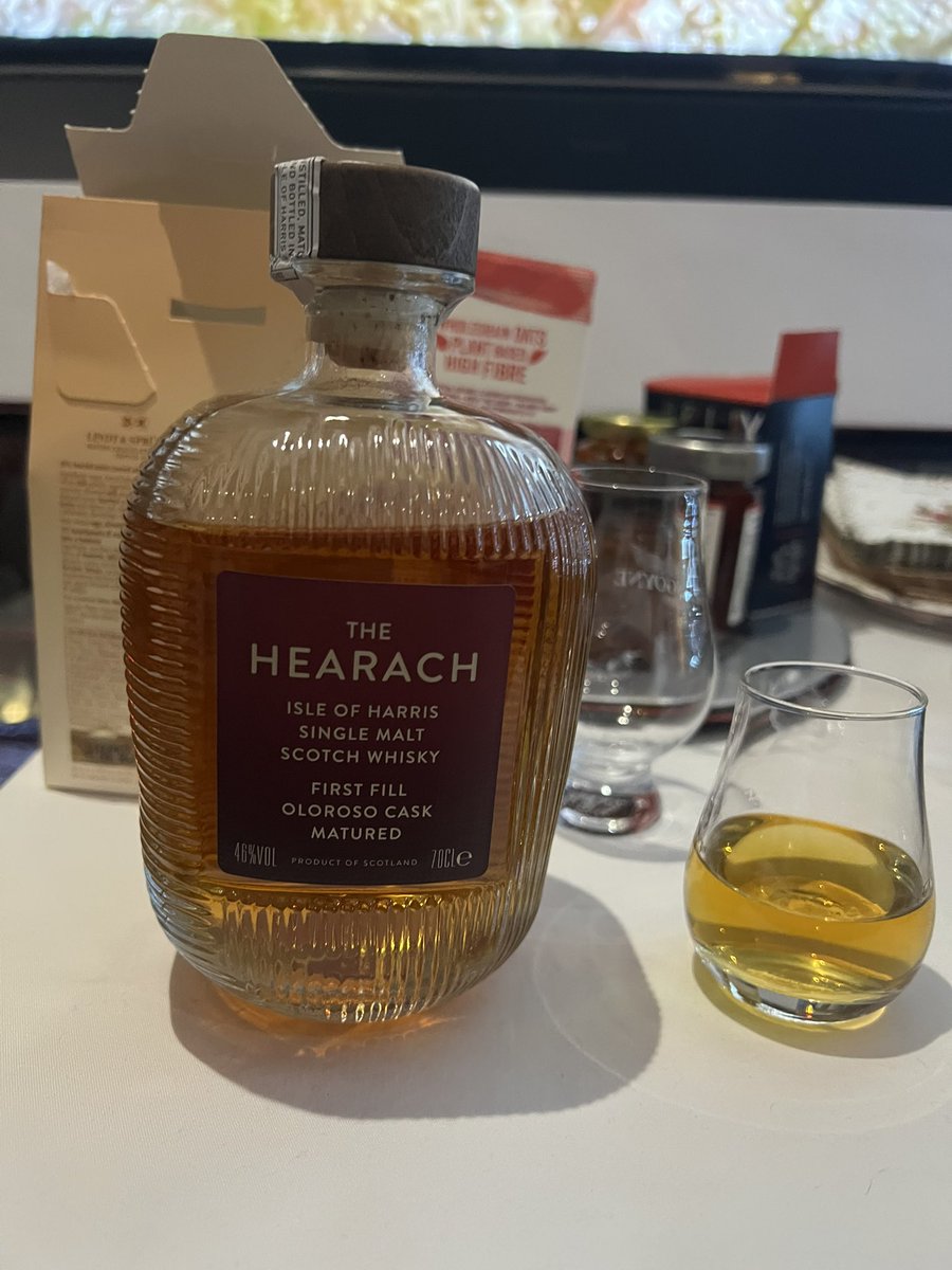 CanOnlyBeOne_'s tweet photo. Now that’s a dram @harrisdistiller https://t.co/MaYN3YvFrE