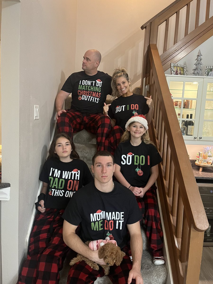 DewSusie's tweet photo. Merry Christmikah from the Dews! @justindew https://t.co/MpuJWBlRoG