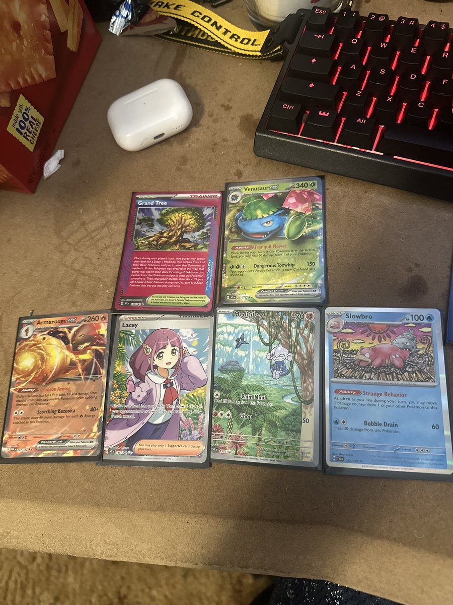 JustElzo's tweet photo. @Itsdatboy3 @TheYard nothing all too expensive but i fw the full arts so im happy https://t.co/8serahZcVG