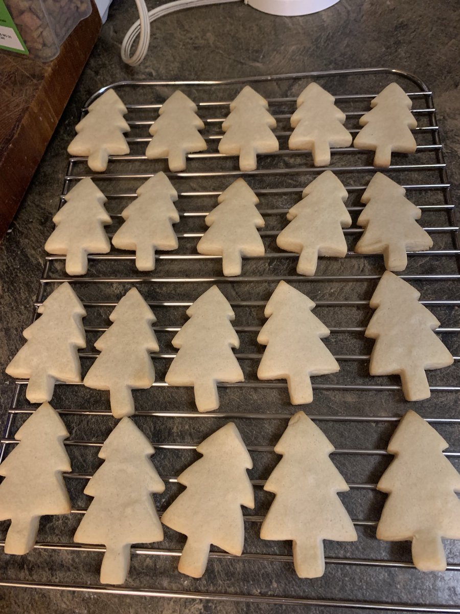 Roll-and-Cut Sugar Cookies #vegan #veganfood