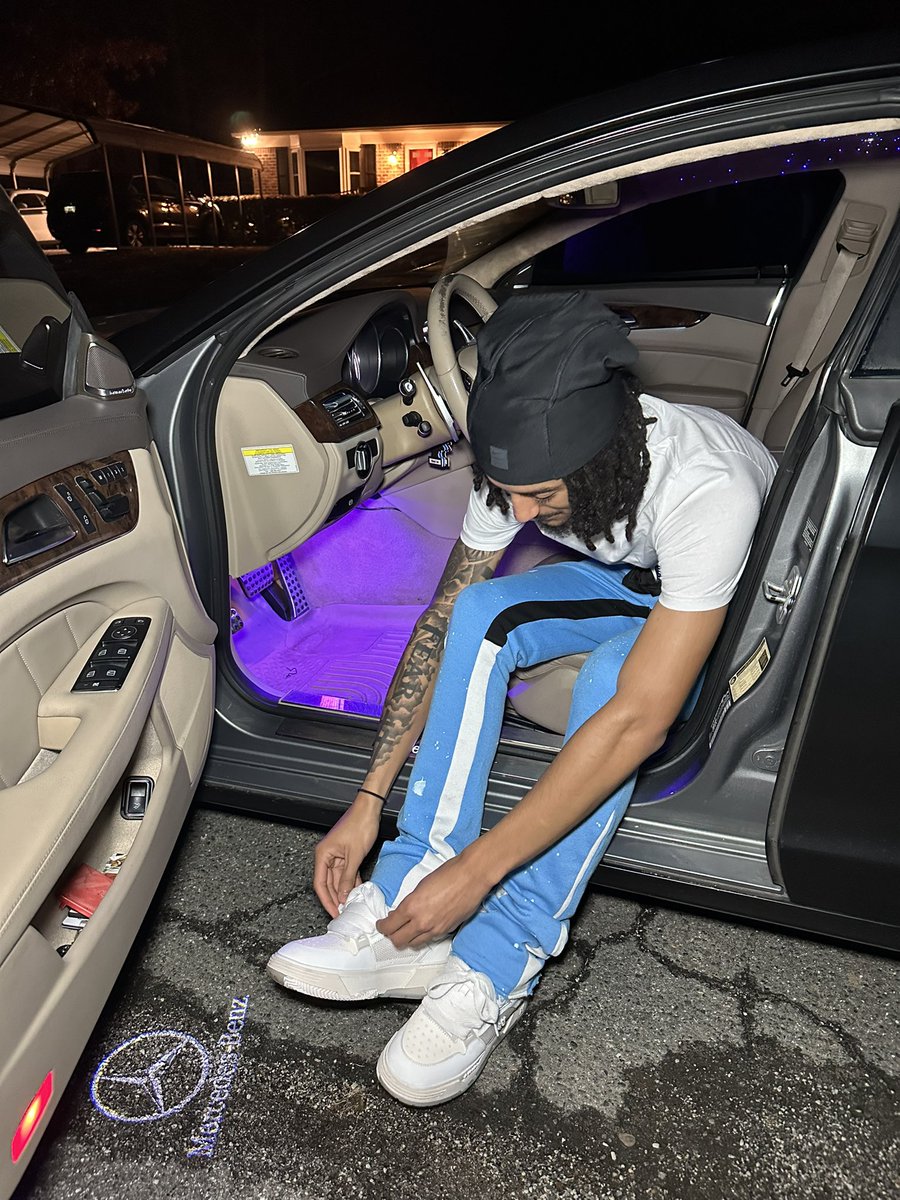 Domo🤴💫 tweet media