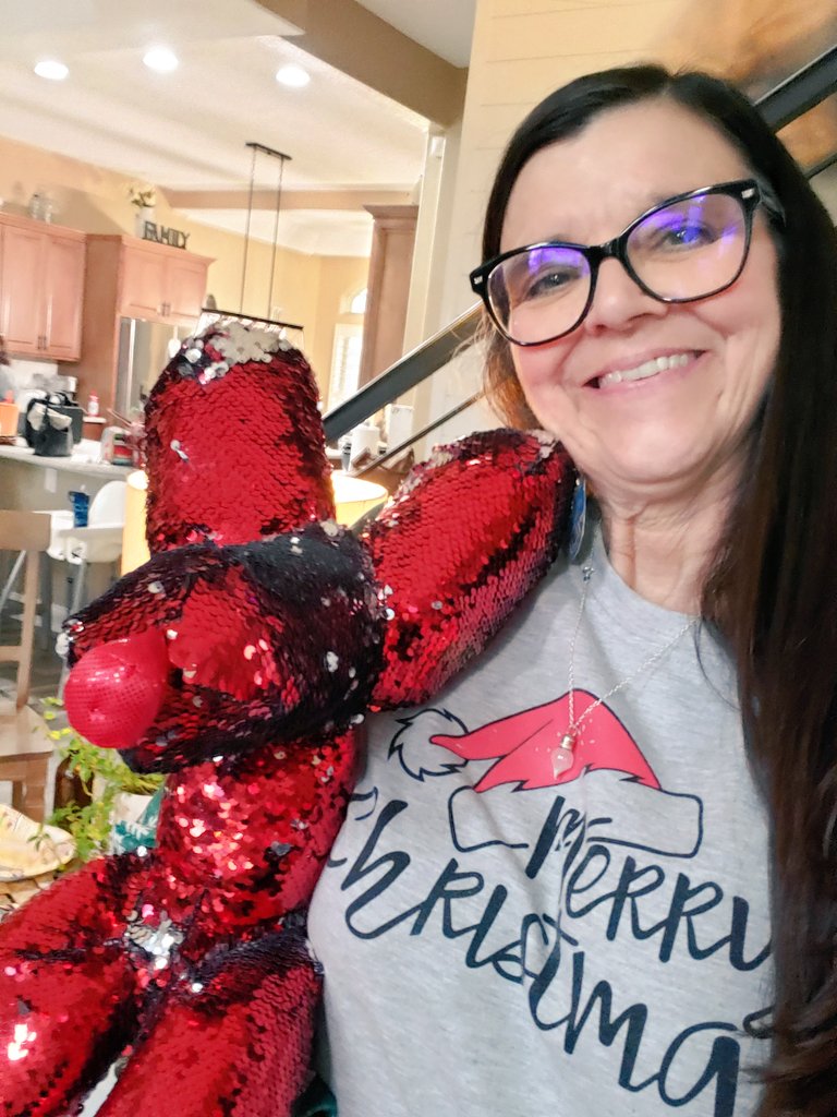 GruvyGurl's tweet image. Check out my #WhiteElephant gift!  #FunandGames #MerryChristmas2024