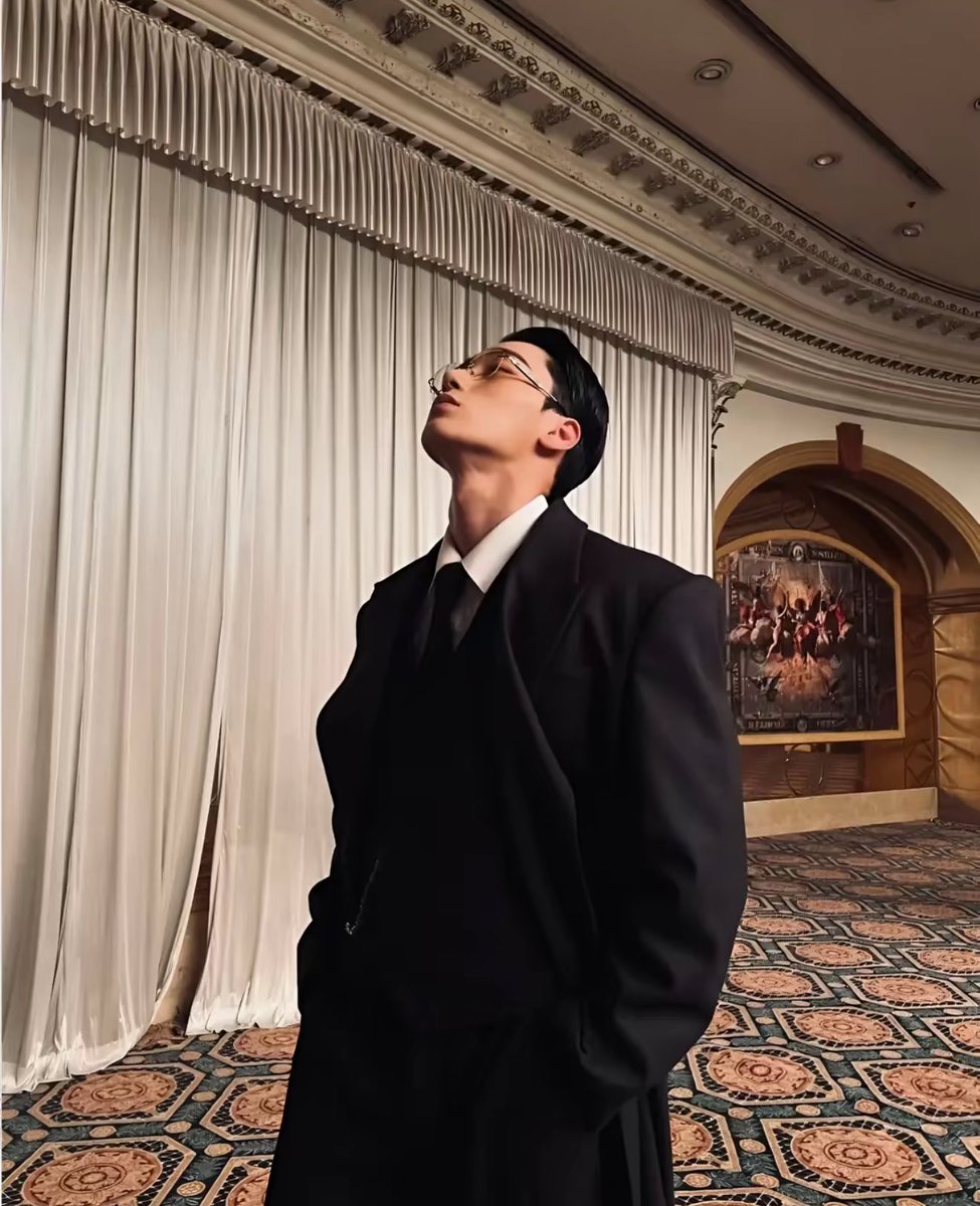 choiisan_'s tweet photo. This san pose thoo 😩😩 https://t.co/XHcPOnqElf