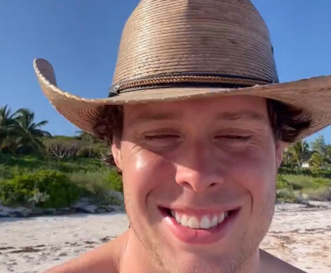 Us watching <a href="/Beyonce/">BEYONCÉ</a> perform Cowboy Carter on Christmas Day: