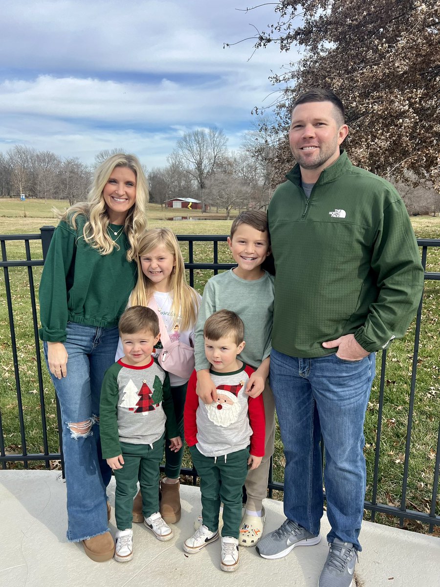 Amy Broadrick tweet media