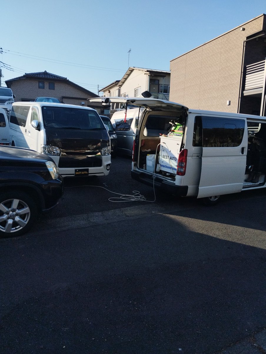 BESTAUTO_WADA's tweet image. 早朝「WaveFactory」。
先日、日野カンで会ったばかりですが会いたくなって来ちゃいました♪

今年は色々とお世話になりました！
来年もお世話して下さいね♪♪
#wavefactory