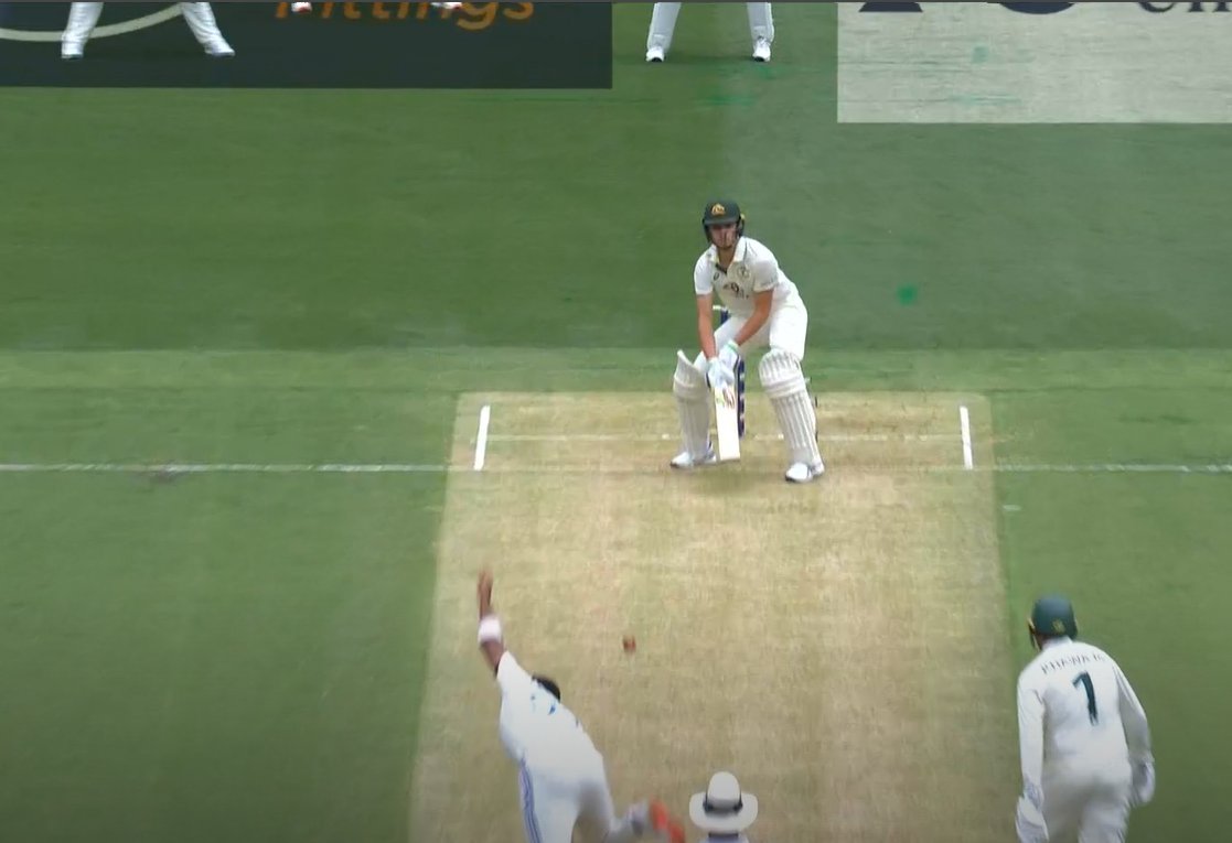 FarziCricketer's tweet photo. *Debut game. Packed crowd. Best in the world bowling.*

Batting partner: "Be calm."

Me (trying to be calm):