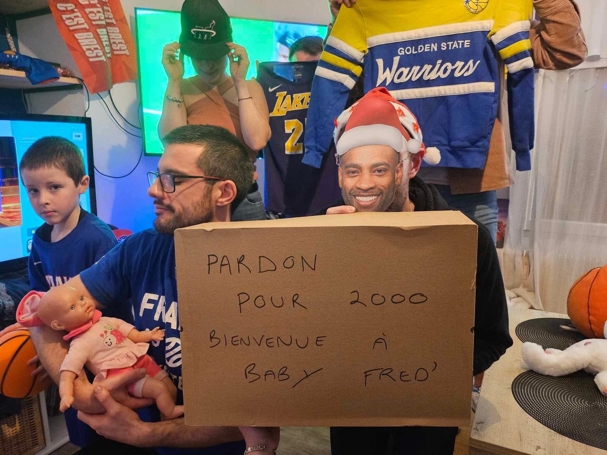 benito29 tweet media