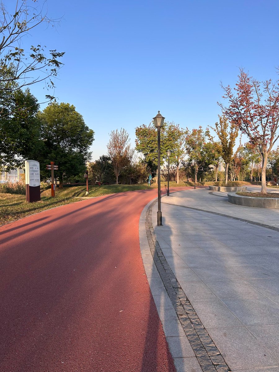 Overcome laziness, meet challenges, and start with a morning run