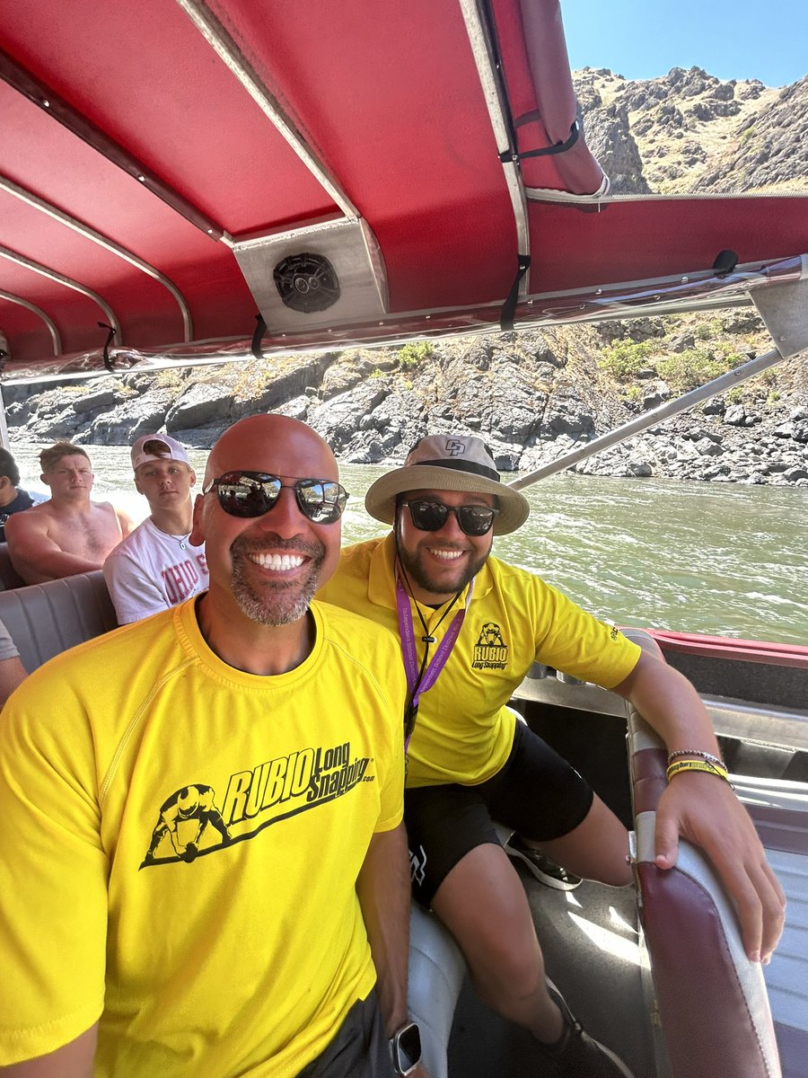 CruzARubio's tweet image. Merry Christmas to all of the Rubio Family! Beyond grateful for all of you this 2024 and am looking forward to an even better 2025! 

#RubioFamily #ToeTheLine