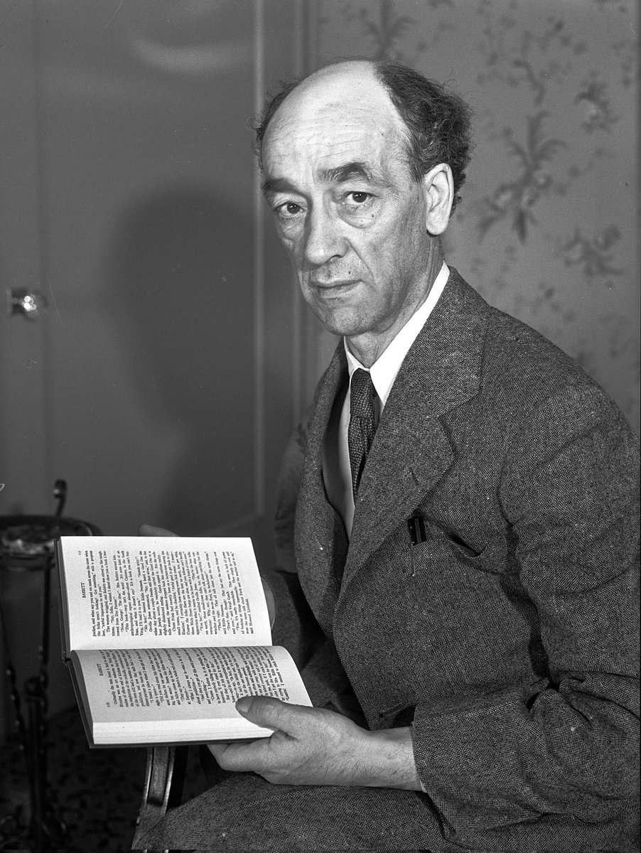 NathanFrancis__'s tweet photo. "Let the past be content with itself, for man needs forgetfulness as well as memory." 

✒ Irish poet and novelist #JamesStephens, author of "The Crock of Gold," passed away #OTD #BoxingDay 1950. #Poetry #Literature https://t.co/RpQrsj15b3