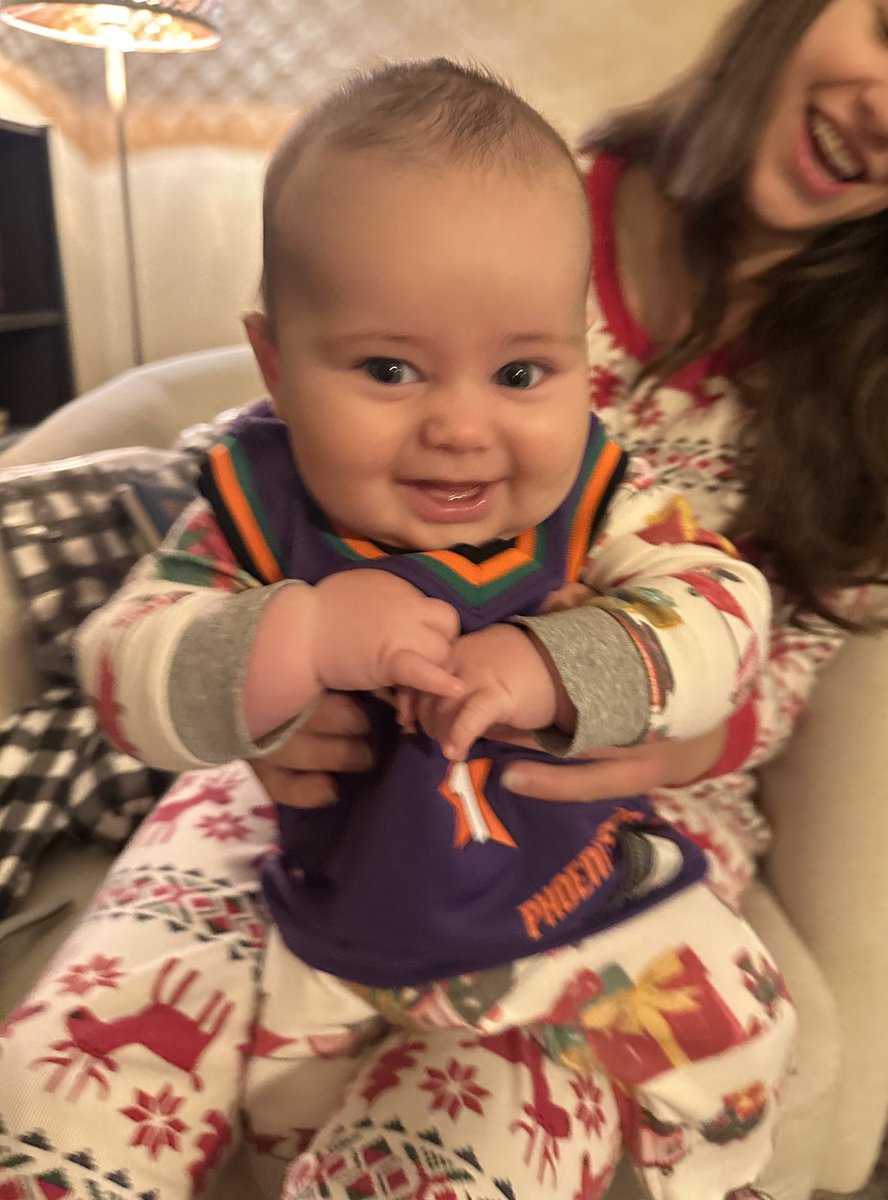 ScottKolmer's tweet image. Josh loves his new @DevinBook jersey!