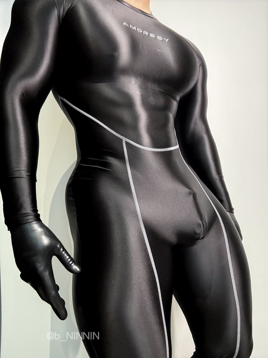 黑色圣诞礼
🖤🖤