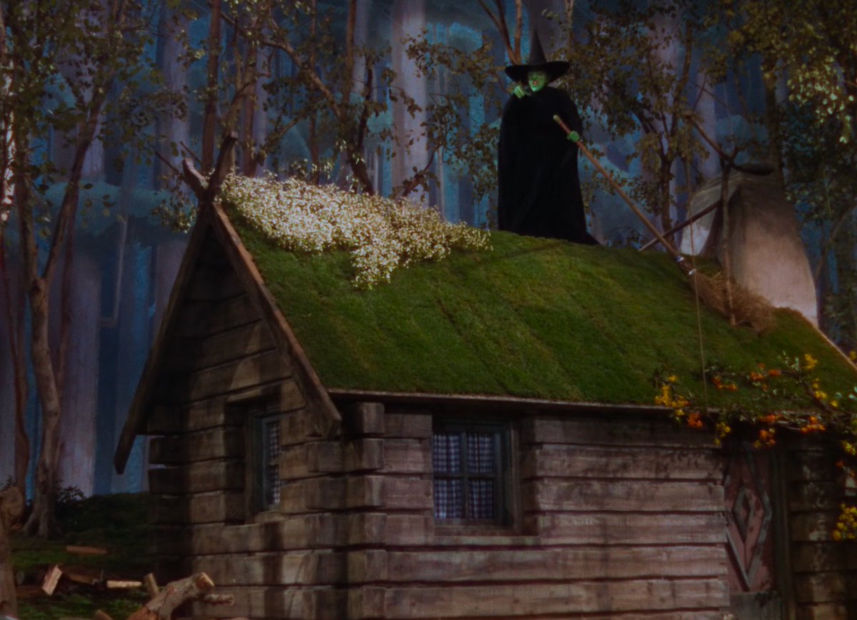 vexleth's tweet image. omg elphaba is about to sing the 1