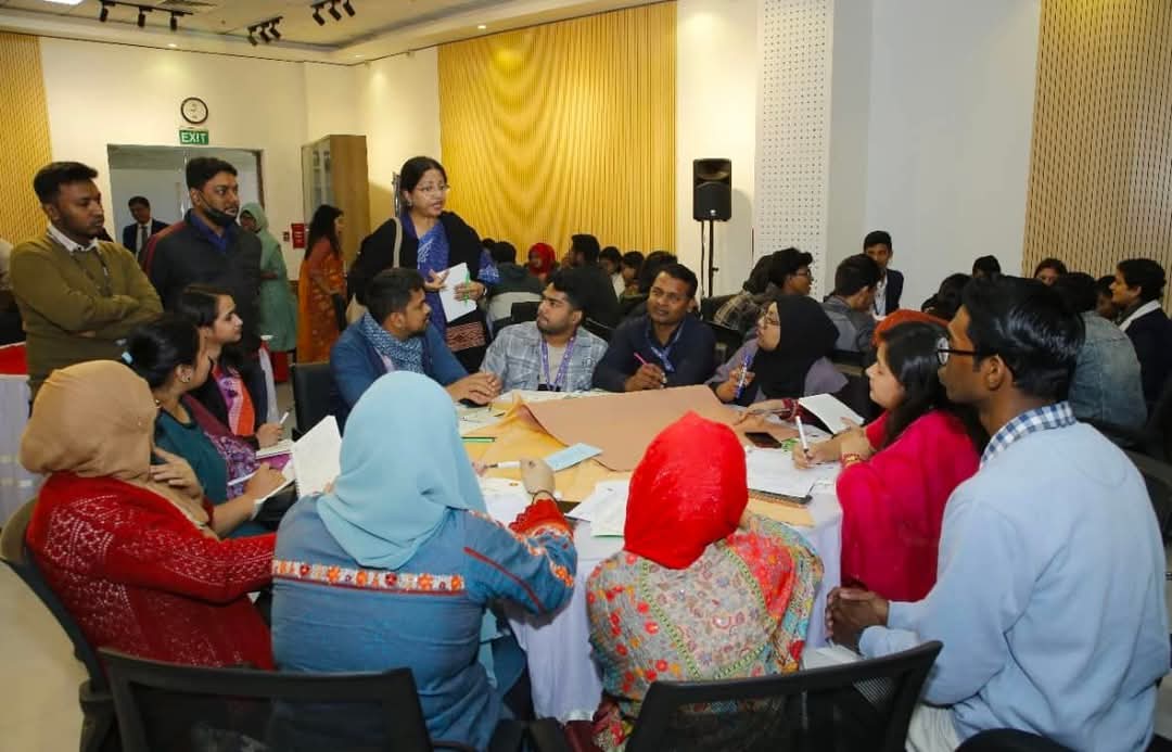 Attended the National Advocacy Workshop on "Youth &amp; Women Engagement in NDC Implementation &amp; Achieving Net Zero," supported by @MoEFCC_BD &amp; <a href="/UNDP_BD/">UNDP Bangladesh</a>
Explored innovative strategies to mobilize sectors &amp; youth for net-zero &amp; climate resilience. 🌱💚
#NDC #ClimateAction #NetZero