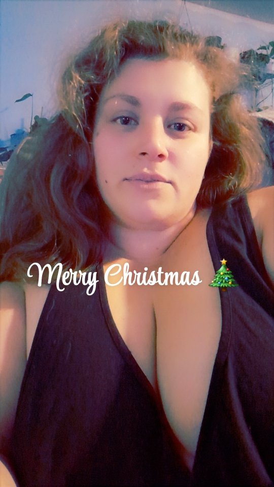 Kyeafoot55's tweet photo. #merrychristmas #beautifulwoman #beautiful #girls #thick #of  #thickgirl #biggirl #chubby #curvy #chubbyme #love #blueeyes #longhair #fans #hmu #prettyface #admire https://t.co/1Tm2Tq5w4G