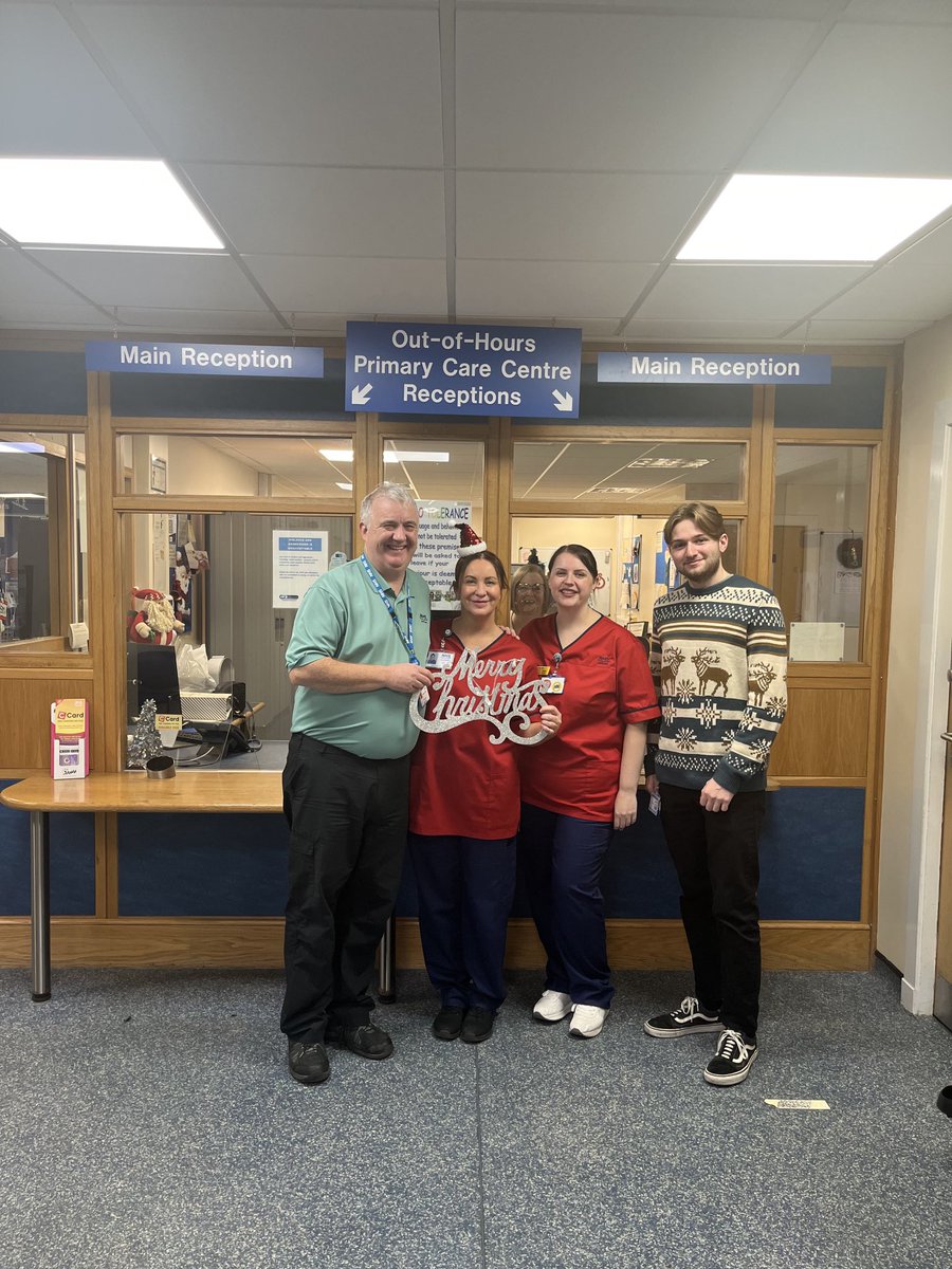 csmcgo's tweet photo. Just some of the fabulous Team Lanarkshire #OOHs providing Urgent Care to the whole of Lanarkshire while their GPs are shut on Christmas Day!
#UrgentCare
@NHSLanarkshire
Accessed by calling 111 / @NHS24 https://t.co/tROtliF6ql