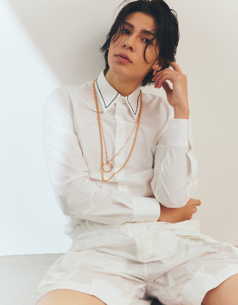 snowmanclothing's tweet image. Numero TOKYO 3月号

🤍ラウール 衣装

(GOODS) Cartier

#SnowMan #SnowMan衣装 #SnowMan私服 #SnowMan_Clothing #すの #SnowGram #すのぐらむ #すのちゅーぶ #RAYS #SnowManDOMETour2024 #SnowMan_THEBEST #ラウール #NumeroTOKYO #Numero