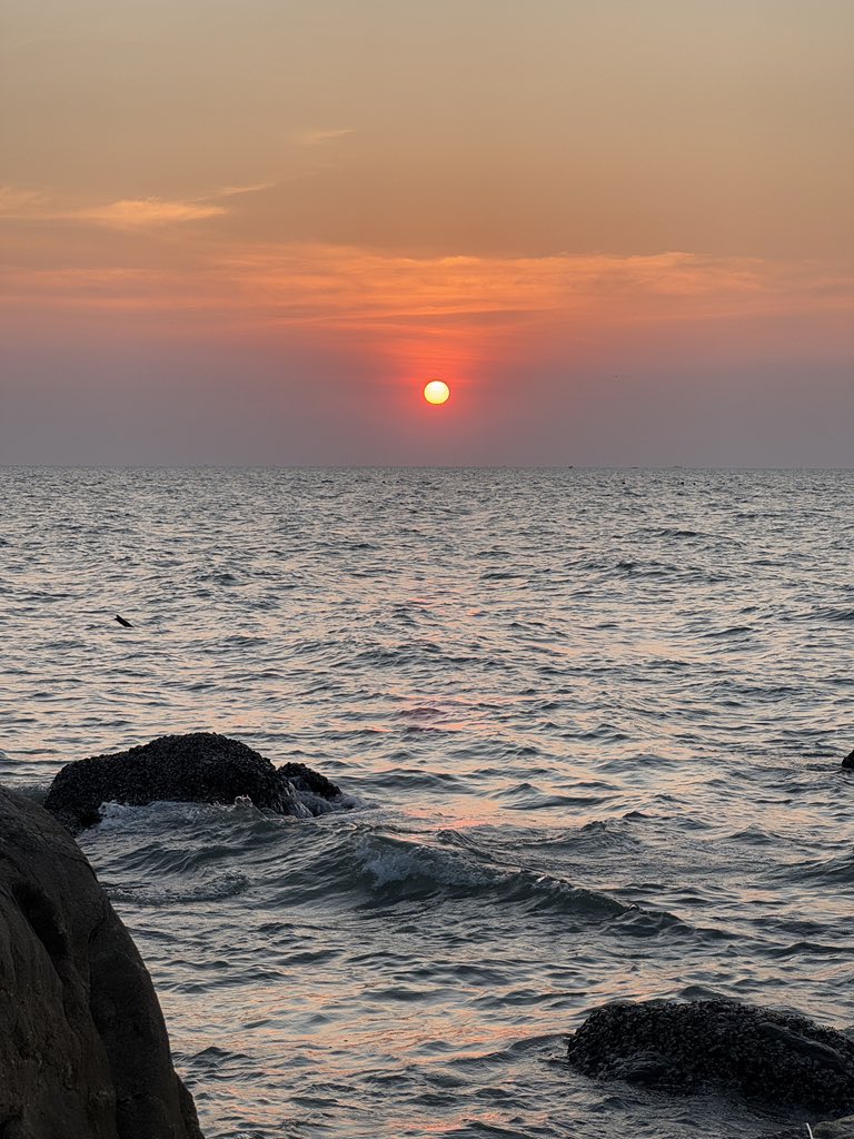 yoxrgravity's tweet image. ใครเห็นทวิตนี้ ‘ขอให้เป็นวันที่ดีนะ’ :— )