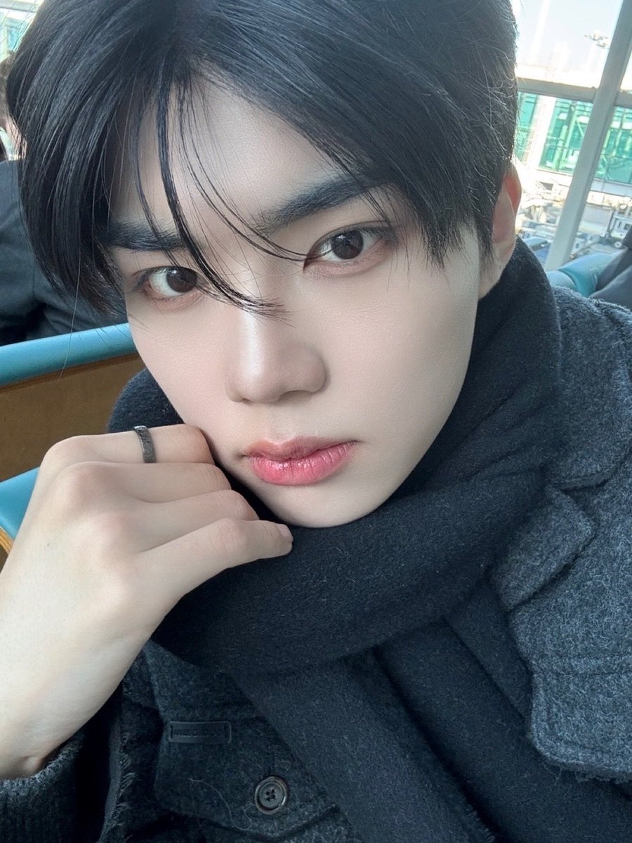 bobgunwook's tweet photo. 너무 이뽀🥹💙 건욱이 잘 다녀와 💙 https://t.co/Cyyrz5ovf3