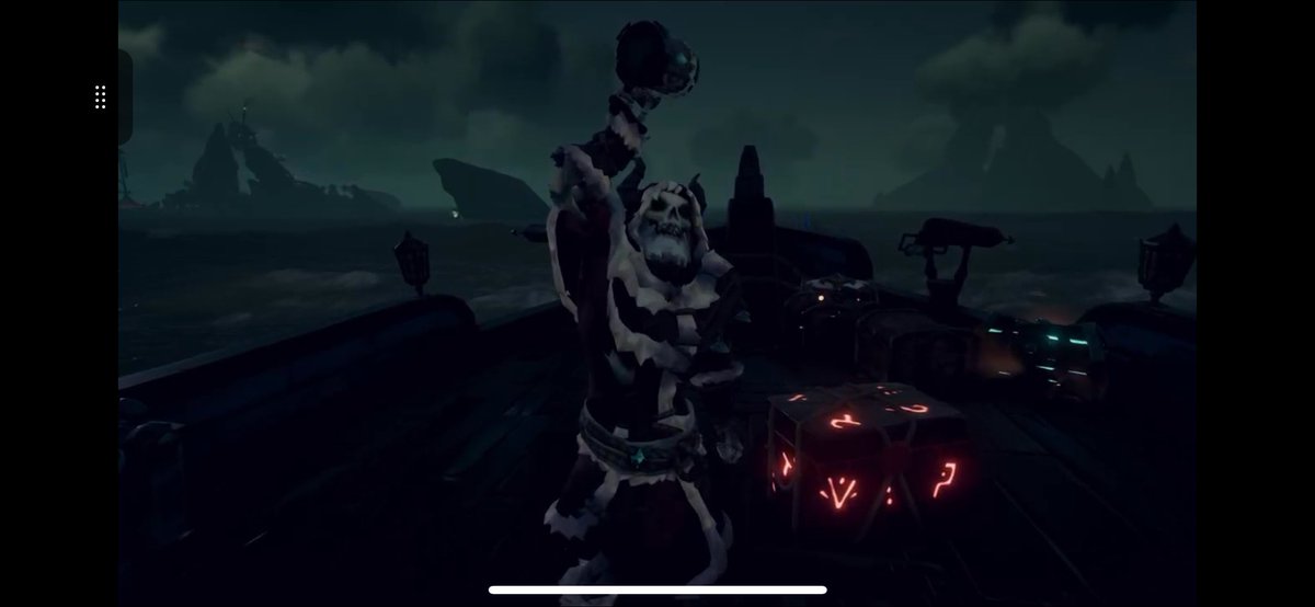 LeeLander1969's tweet photo. Just did my lucky voyage! And got a box of wonderous secrets!! Hope everyone had a great holiday!! Cheers!!🍻🤘🍻🏴‍☠️#SeaOfThieves #BeMorePirate #HAPPYHOLIDAYS https://t.co/5jgkRkr6bW