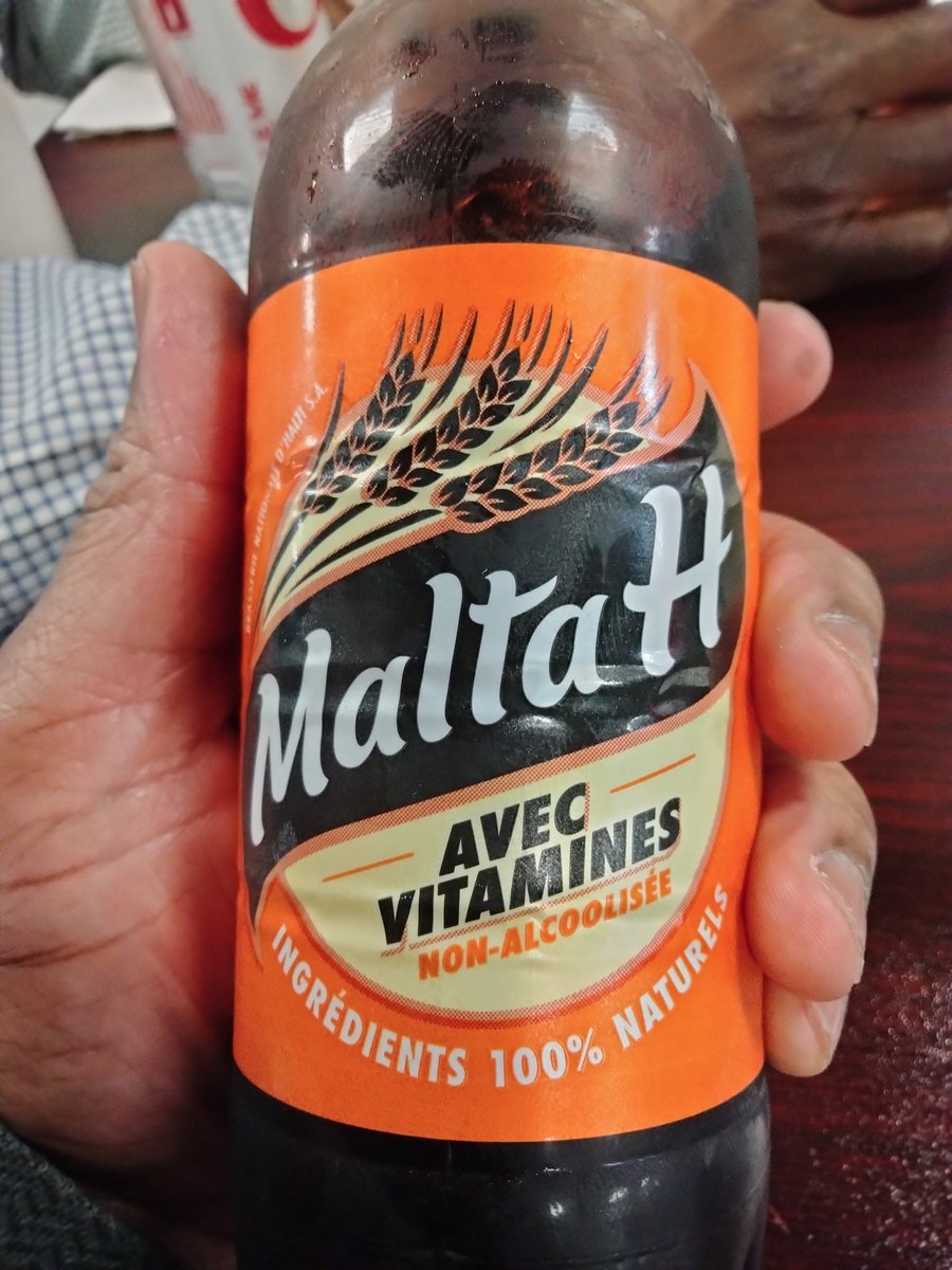 Me &amp; the family  recently ate at "🇭🇹Rose Goute🍗🐟" down in Springfield, OH.  Their Haitian cuisine was DA BOMB!!😋💣
On a mangé poisson, du riz djon djon, Pikliz, plantain, haricot puree ou melange...PAS DE CHIEN PAS DE CHAT....O O...C'EST QUOI ÇA?? 😑#haitianfood #Ohio