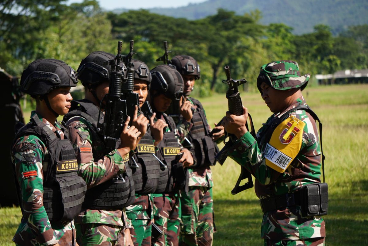 kikav8_2kostrad's tweet photo. Latihan Menembak Senjata Ringan, Kikav 8 Siapkan Atlet Penembak Baru
#tni #tniad #pendivif2kostrad #kostrad #cakra #kostradpeduli #kostradberbagi #kostradhadiruntukrakyat #pussenkav #pusdikkav #kavaleri #kavalerikostrad #kikav8kostrad #Divif2kostrad https://t.co/s1B558gNYM