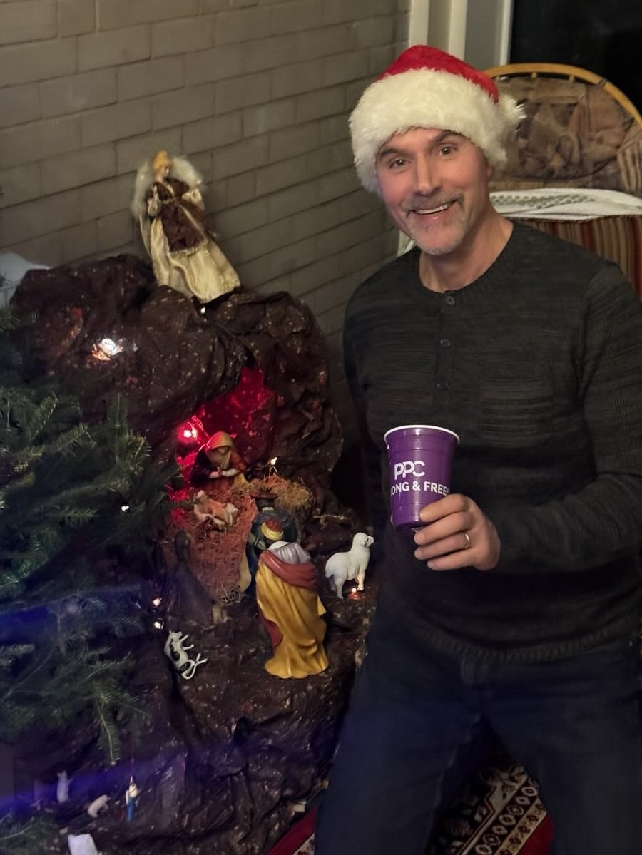 DandreaAndy's tweet photo. Merry Christmas! 
Happy to join @MaximeBernier and Team PPC as the candidate for Etobicoke North https://t.co/uXxxsPzdyT