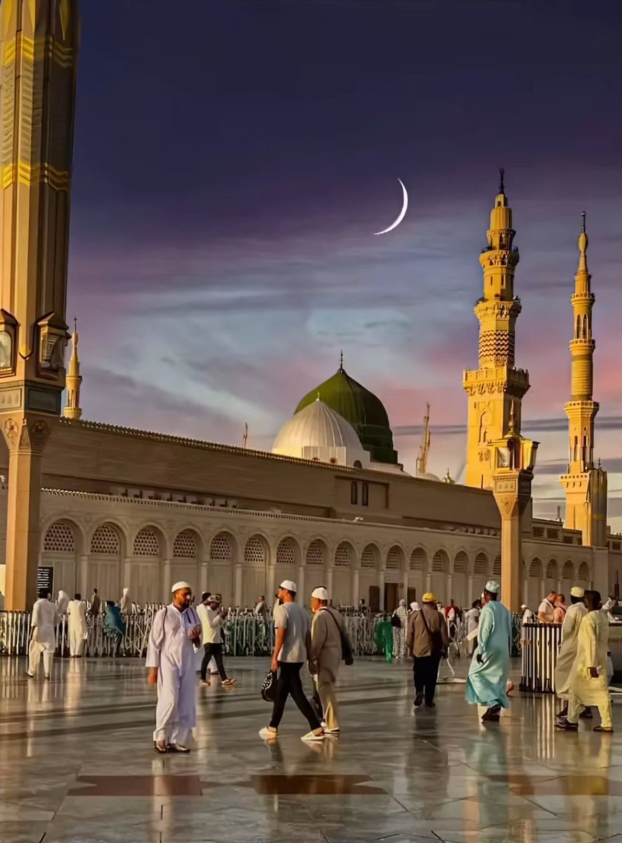 Tahirmughalpml8's tweet photo. ❤❤خاتم النبیین حضرت مُحمّد ﷺ ہمارے بڑی شان والے❤❤ https://t.co/eEWcmT4aN5