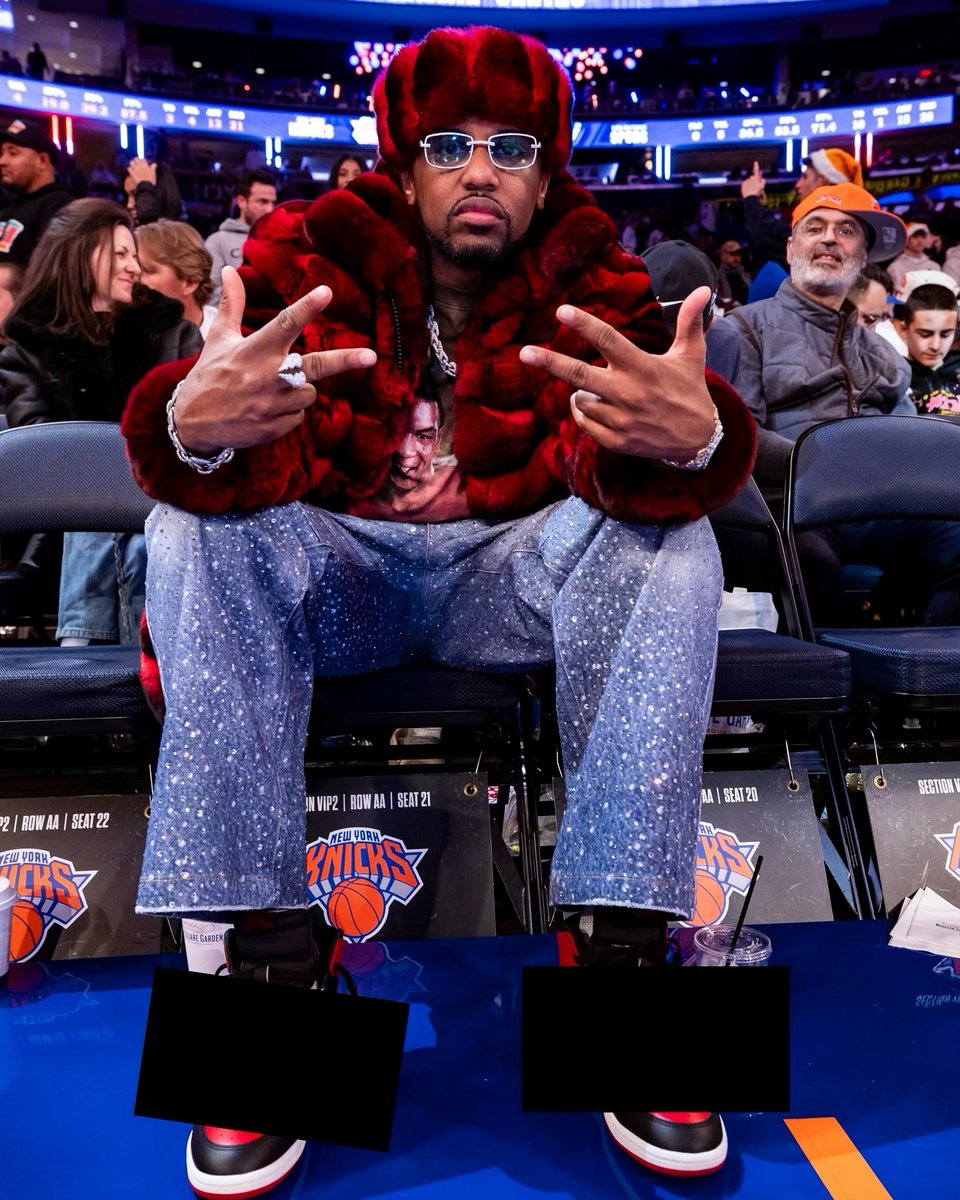 carmelo anthony wearing jordans