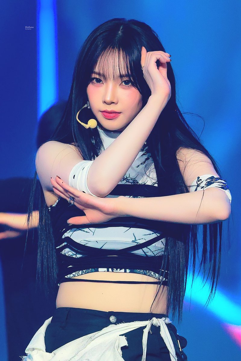 241220

#카리나 #KARINA #에스파 #aespa