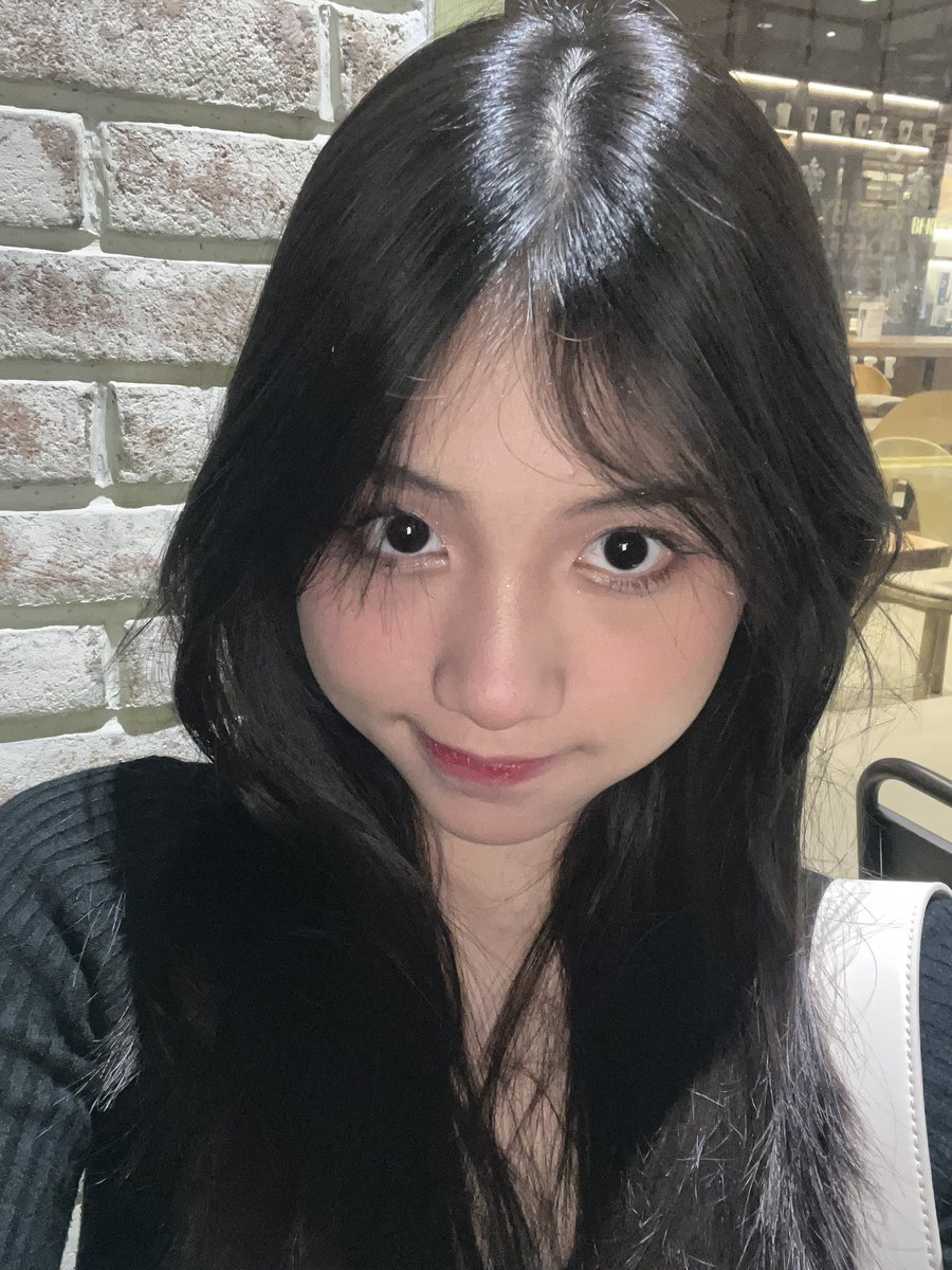 Michie_JKT48's tweet photo. semangat #KaMich 🤓🤓 https://t.co/SHpoiG2XVc