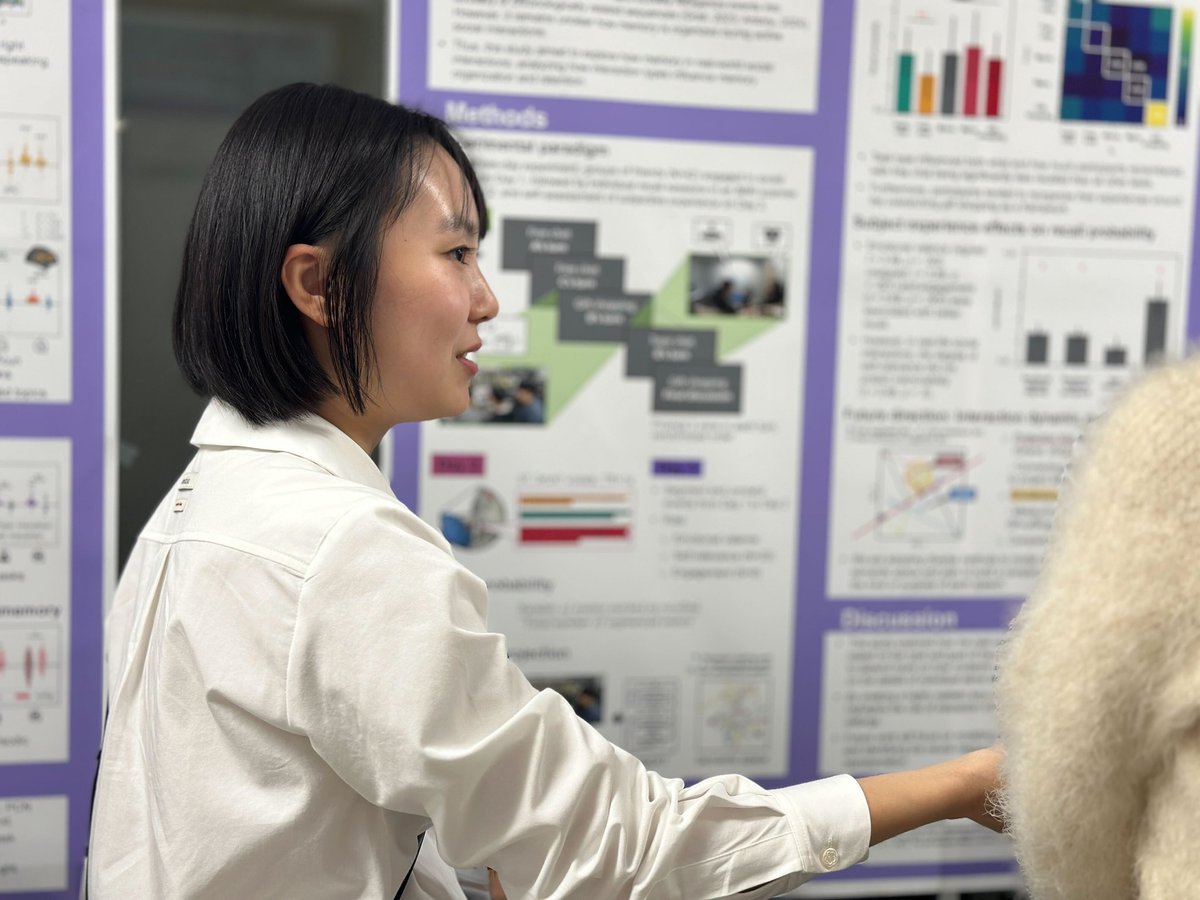 wmshimlab's tweet image. All the PhD students presented their posters at the CNIR workshop. We’ve always taken this event seriously, knowing these posters will hang on the wall for the next year. A special thanks to our lab angel, Royoung, for capturing photos of everyone!