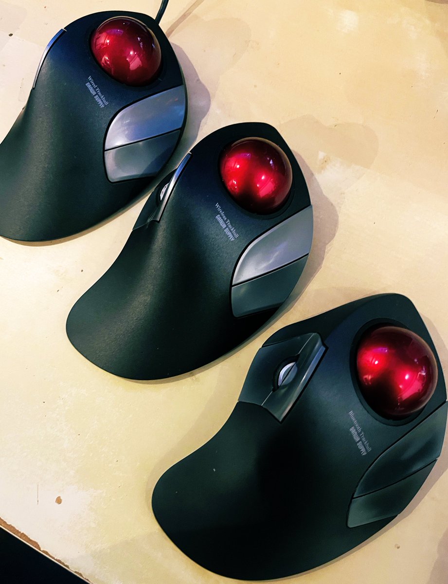 Trackball Explorerの生産終了がトラウマすぎて見かけるたびに買っ