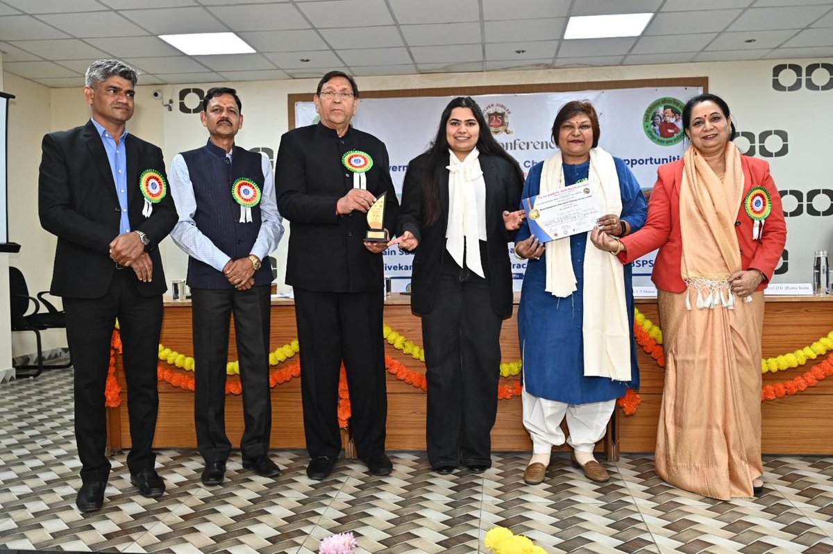 A two-days program was organized in SSJSMM in collaboration with Swami Vivekananda Balika Shiksha Prachar Samiti Jaipur (SVBSPS).
National Conference on “Women Empowerment @ Developed India: Challenges and Opportunities”