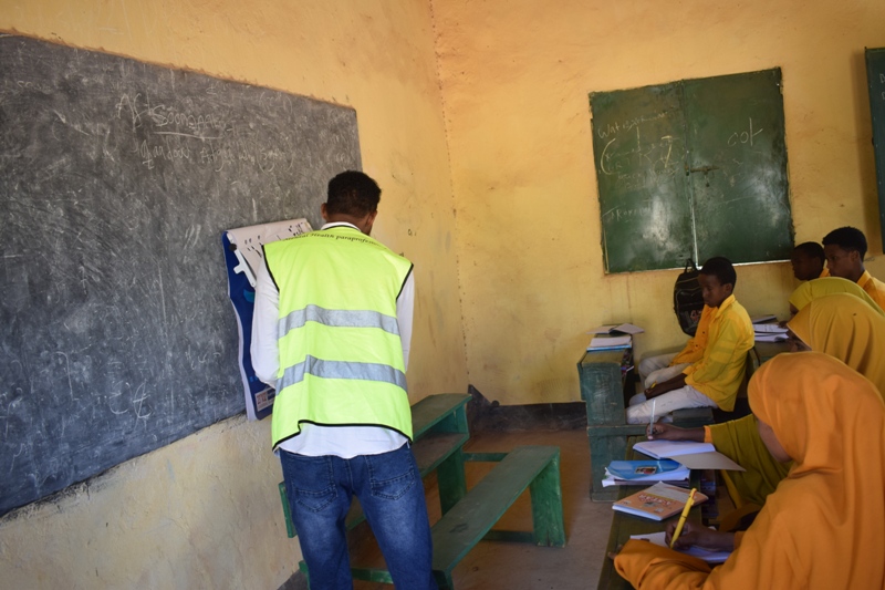 IdfSomalia's tweet photo. IDF is conducting sensitization sessions at local madrasas and schools in collaboration with mental health paraprofessionals. These sessions aim to educate students and teachers about mental health, reducing stigma and building supportive environments. https://t.co/RTSjmuMZyK