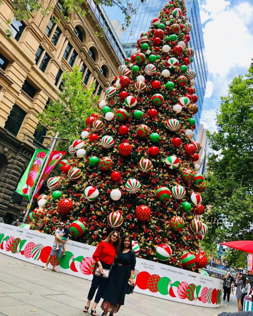 KMirtha3210's tweet photo. Watching Christmas movies and getting lost in the magic of the season.🥰 https://t.co/AHCM5RVb4w