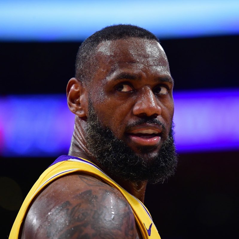 LegionHoops's tweet photo. LeBron James:

“I love the NFL but Christmas is our day.” https://t.co/psmvK7JGVr